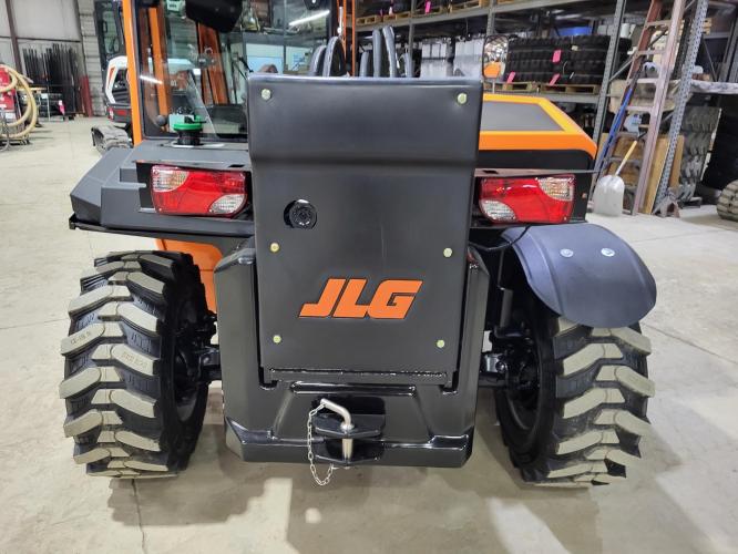 JLG 519