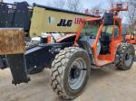 JLG 1055