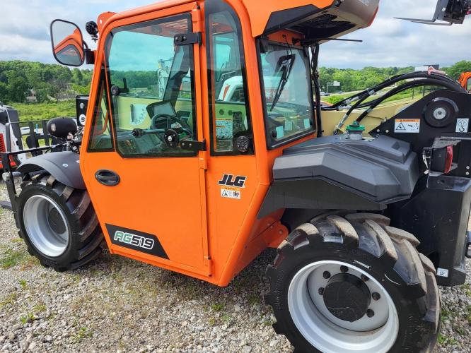 JLG AG519