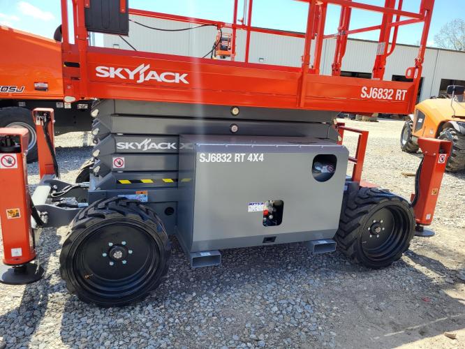 SKYJACK SJ6832RT