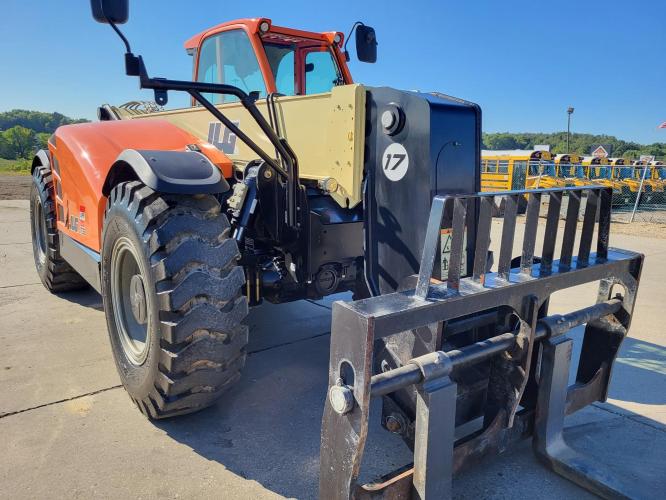 JLG 1732