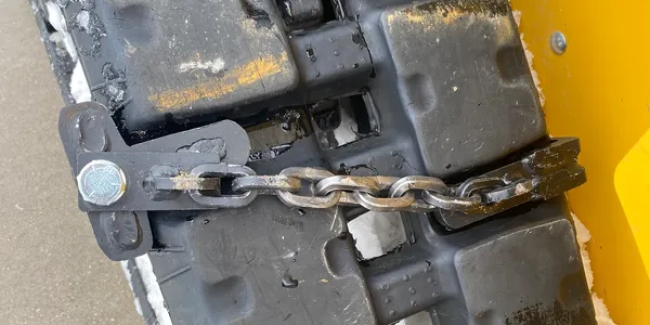 Full-Track Single Chain