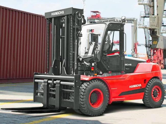 High Capacity Forklift (26,000-36,000 LBS)