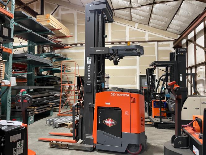 Toyota 9BDRU15 Double Reach Truck