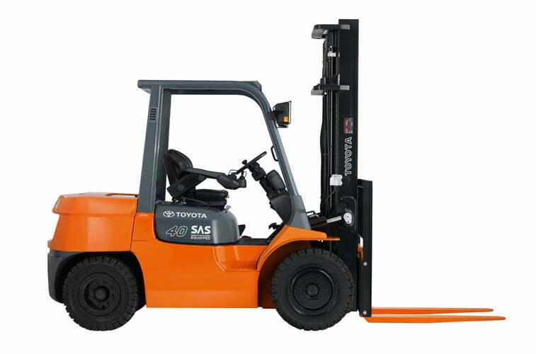 Toyota 7FDU45 Mid Capacity Pneumatic