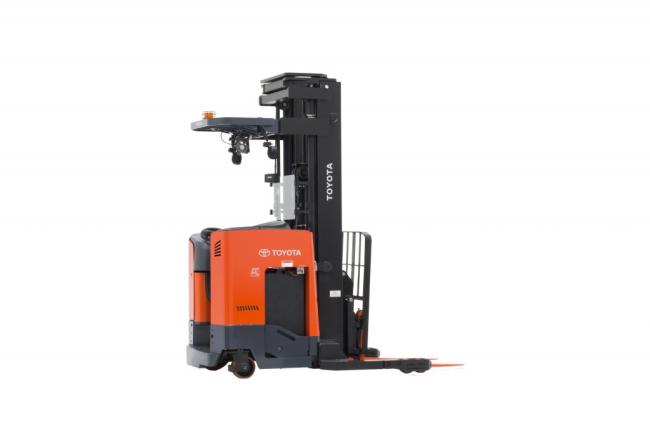 Reach Truck (2,500-4,500 LBS)