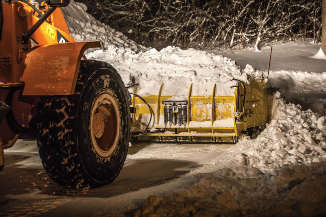 QuattroPlowHD (15,000-30,000 LBS)