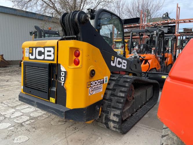 JCB 300T Compact Track Loader