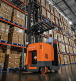 High-Capacity Reach Truck (3,200-4,500 LBS)