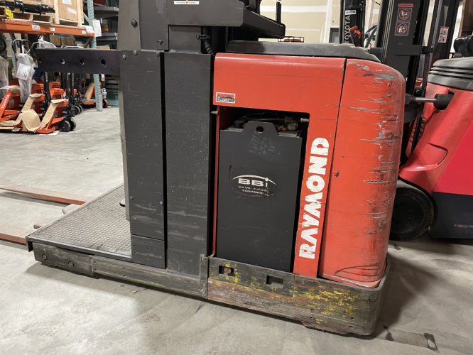 Raymond EASI-OPC30T Order Picker