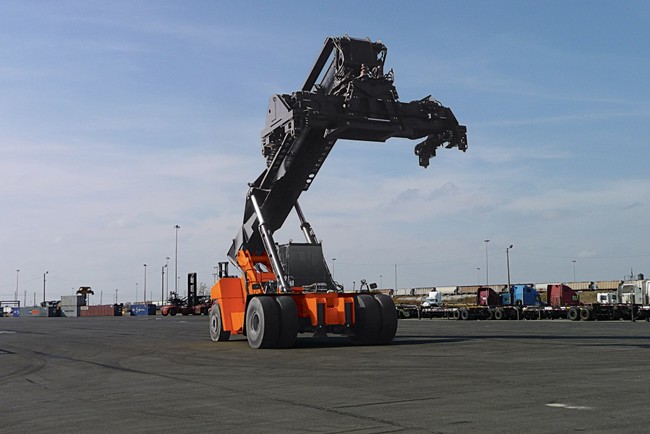 Reach Stacker Container Handler (99,000 LBS)