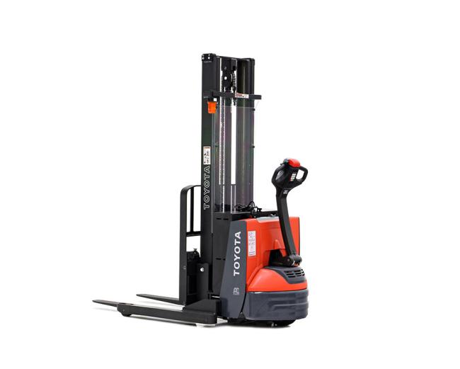 Walkie Stacker