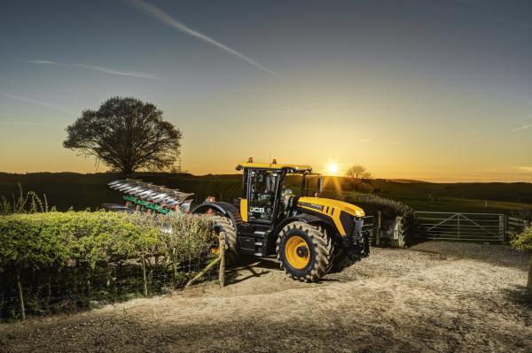 JCB 4220