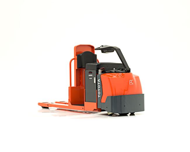 Center-Controlled Rider Pallet Jack