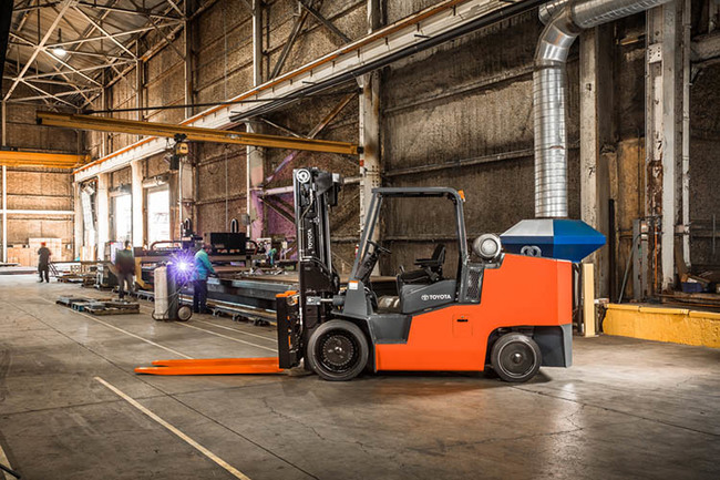 High-Capacity Cushion Forklift
