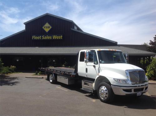 2017 INTERNATIONAL 4300