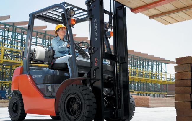 Core IC Pneumatic Forklift