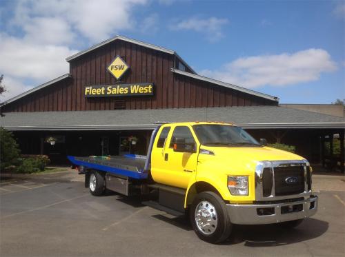 2019 FORD F750 XLT