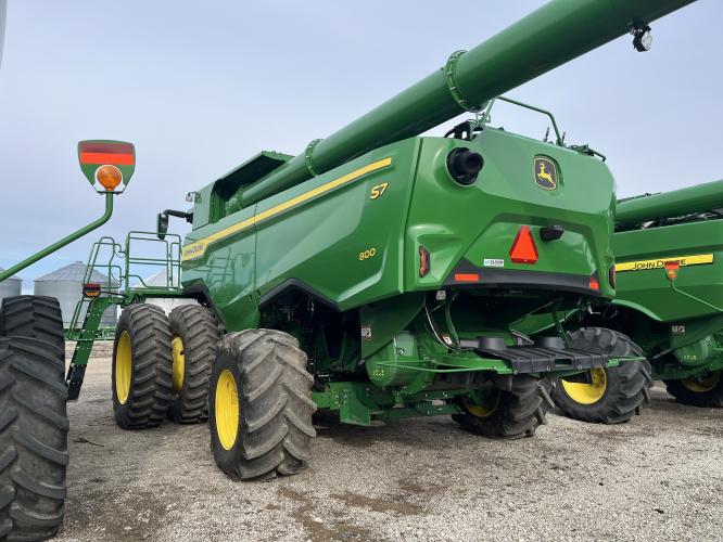 John Deere S7 800