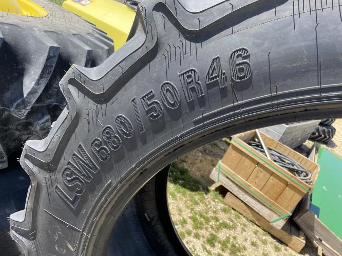 Goodyear 680/50R46