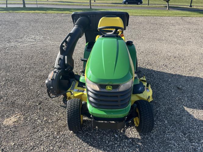 John Deere X320