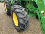 John Deere 6135E