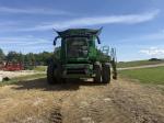 John Deere S760