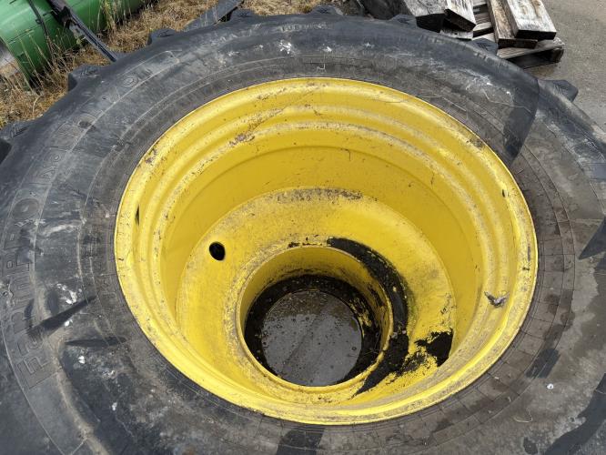 Alliance 710/70R38