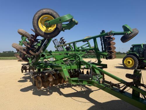 2013 John Deere 2720