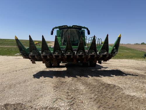 2021 John Deere C8R