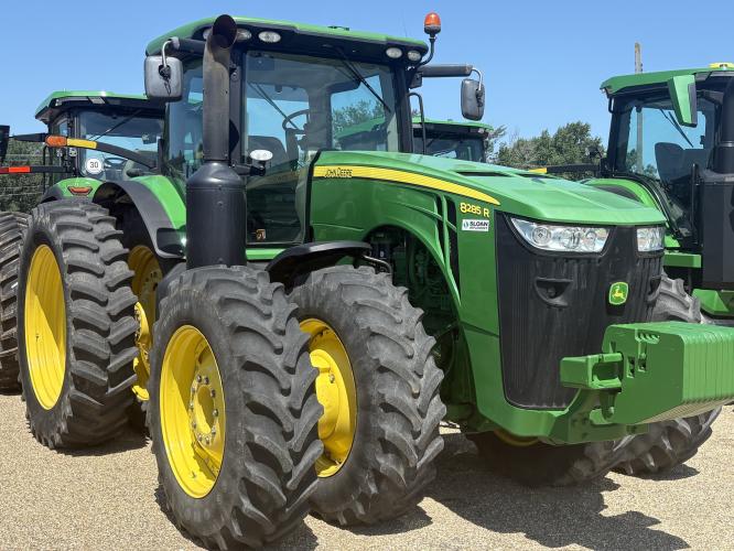 John Deere 8285R