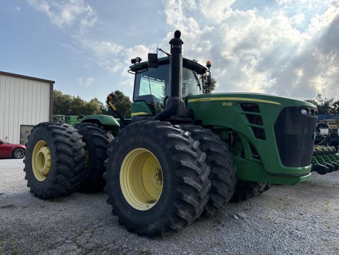 John Deere 9530