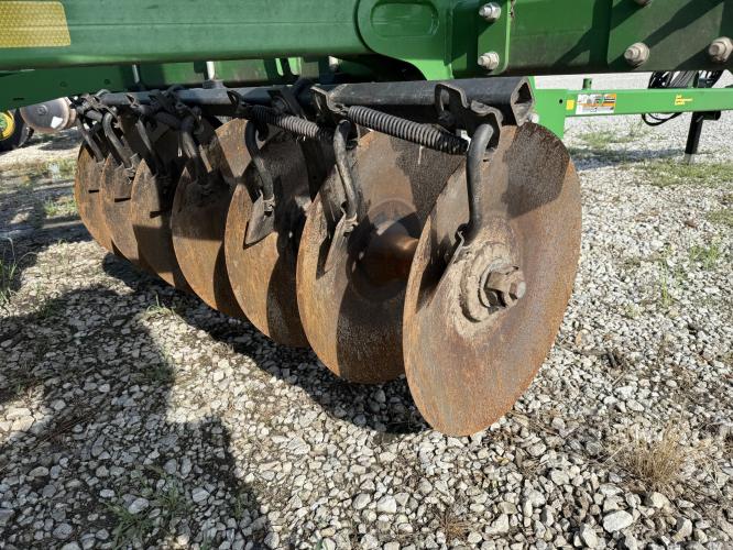 John Deere 2730