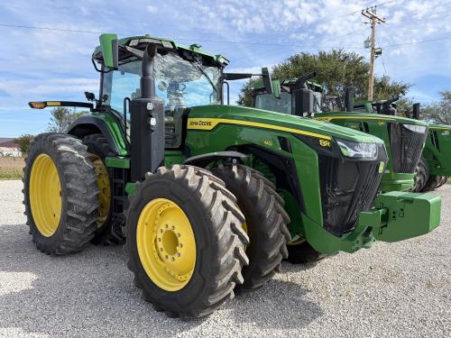 2022 John Deere 8R 410