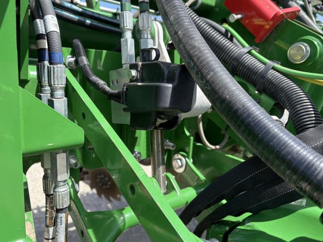 John Deere 1775NT