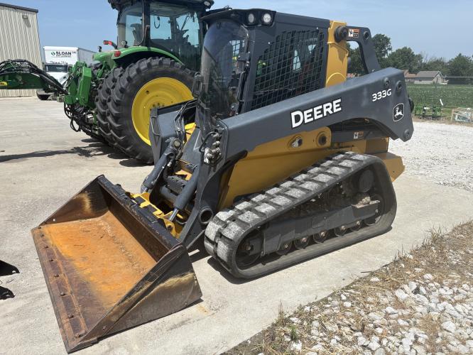 John Deere 333G