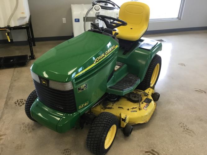John Deere 325