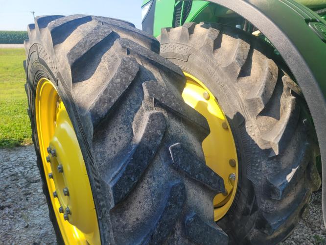 John Deere 8360R