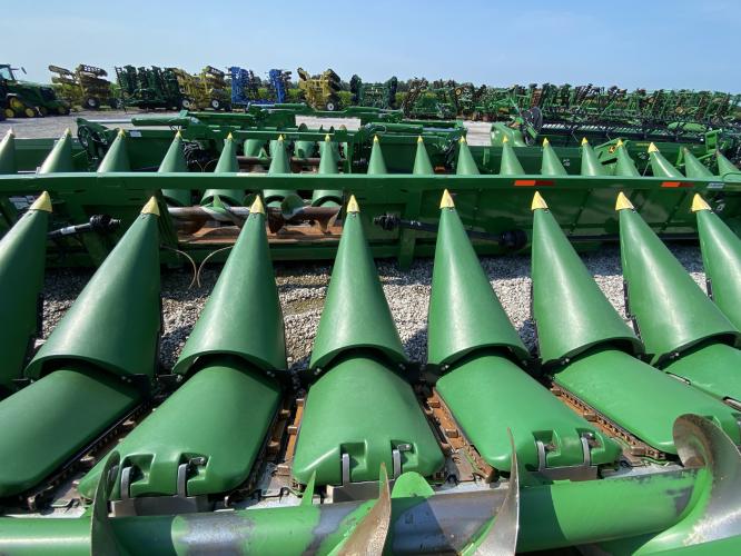 John Deere C12F StalkMaster