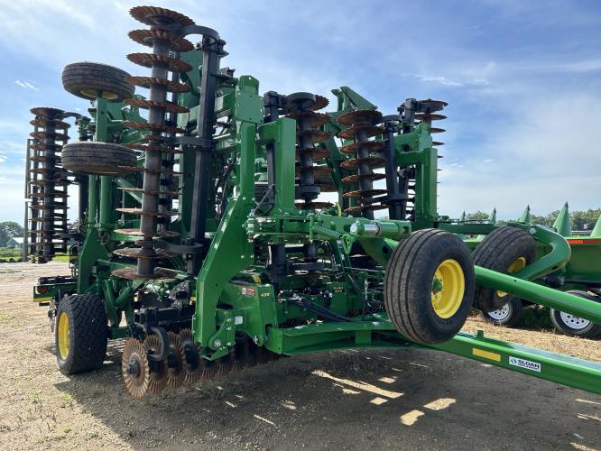 John Deere 2660VT