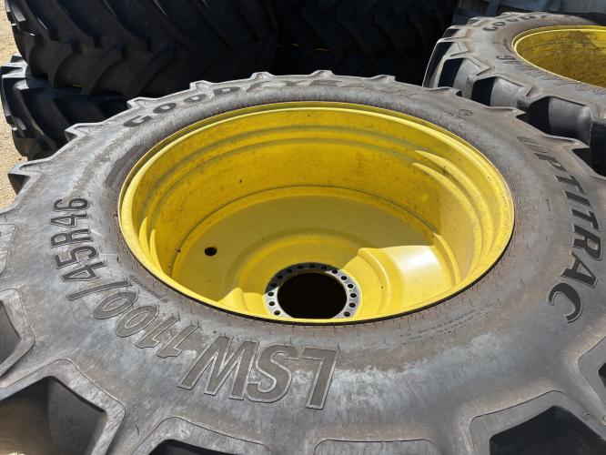 Goodyear 1100/45R46
