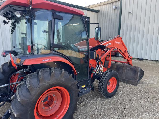 Kubota L4760