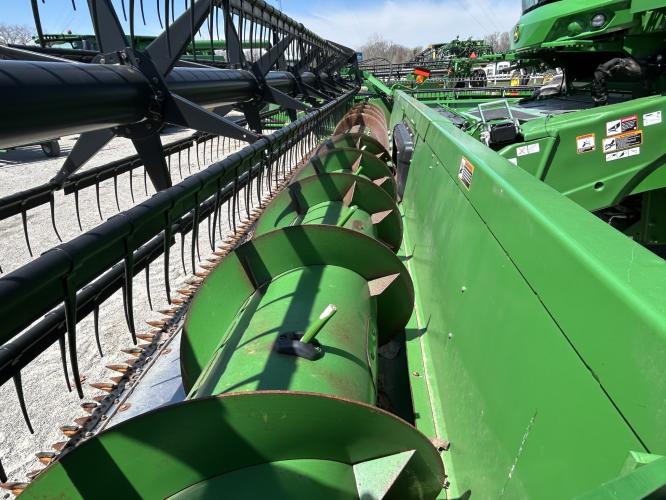 John Deere 625F