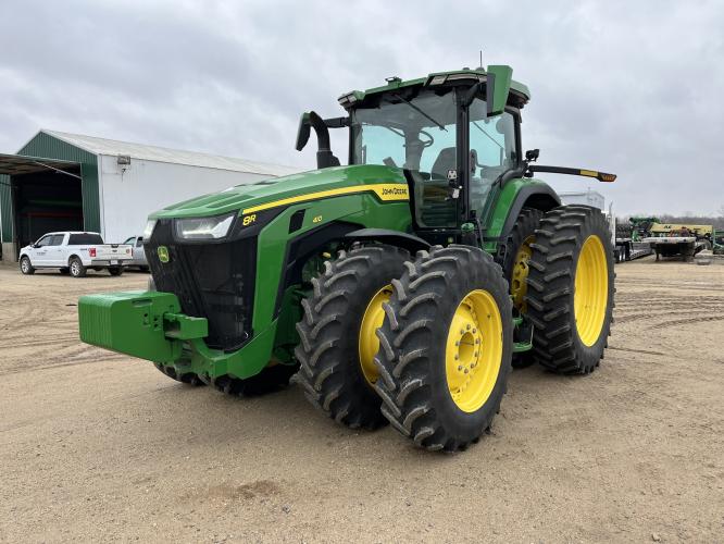 John Deere 8R 410