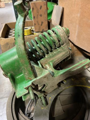 John Deere HEAVY DUTY DOWN PRESSURE SPRING ATTACHMENT