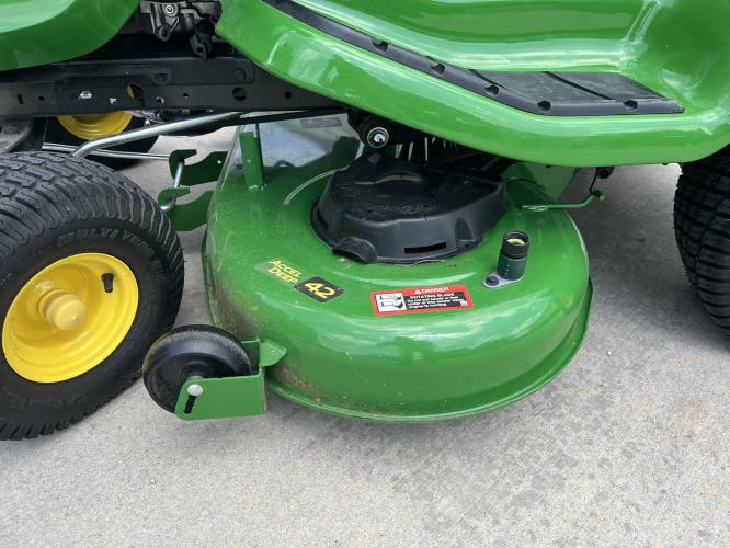 John Deere X354