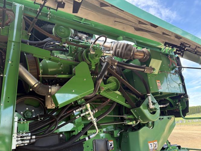 John Deere S780