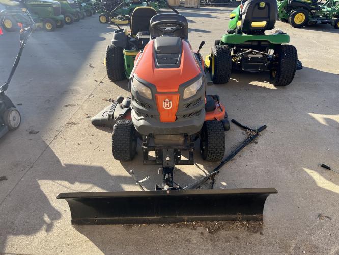 Husqvarna YTH24V48