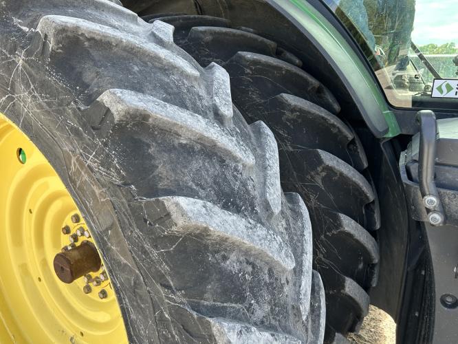 John Deere 8400R