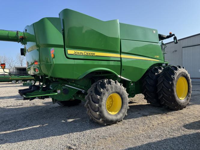 John Deere S780